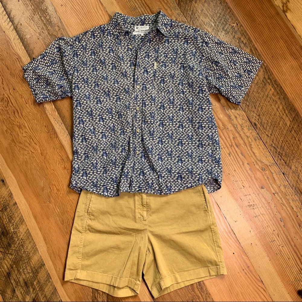 Columbia button down Hawaiian shirt, fish print